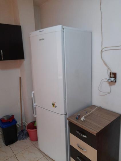 Inchiriez apartament 1 camera,comfort 1 de 38 mp la parter. - 1