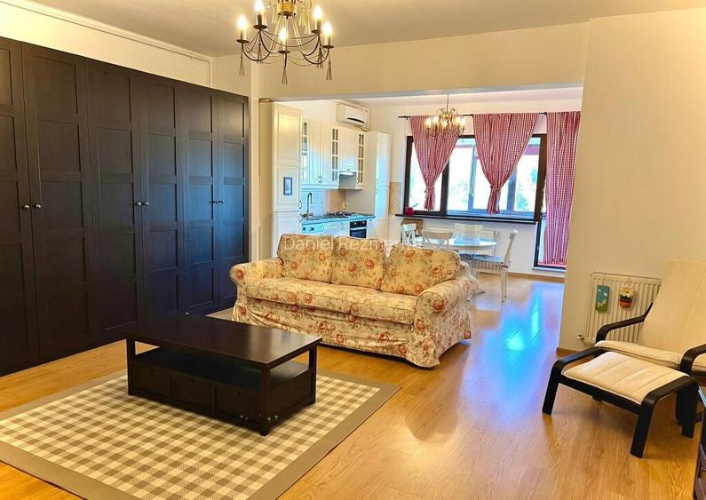 2 Camere l Sisesti