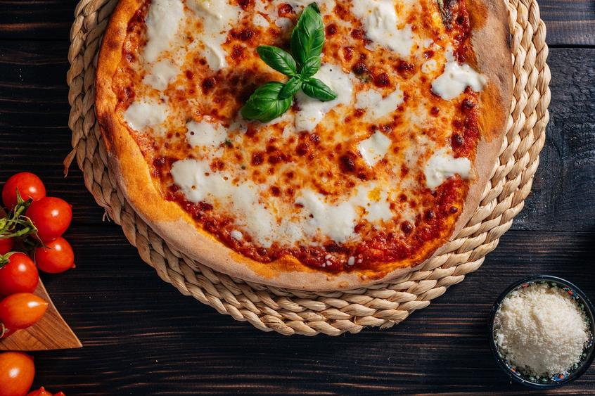 De inchiriat PIZZERIE - cuptor cu lemne. - 16