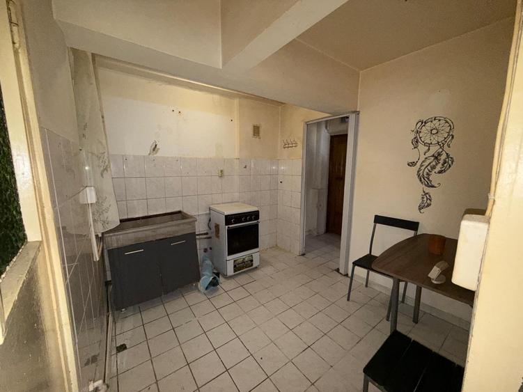 Apartament 3 camere, parter, zona Dacia - 2