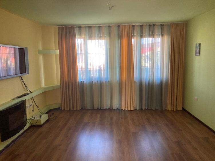 Casă parter +2 etaje si mansarda,la parter spatii comerciale deja inchiriate - 6