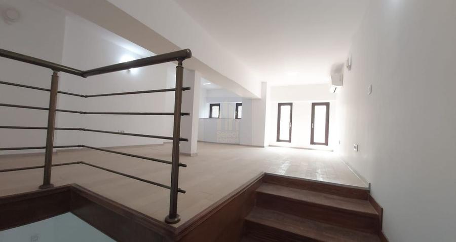 Spatiu Comercial 250mp de Inchiriat *Piata Unirii* - 10