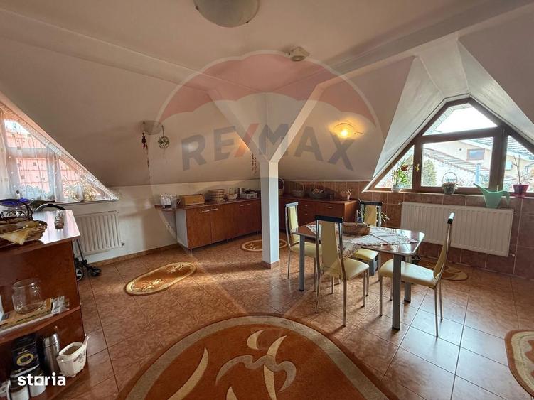 De vanzare casa 5 camere ?i acces auto Ultracentral - 10