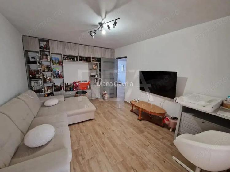 4 camere, etaj 4/4 - Colentina 4 camere, etaj 4/4 - Colentina