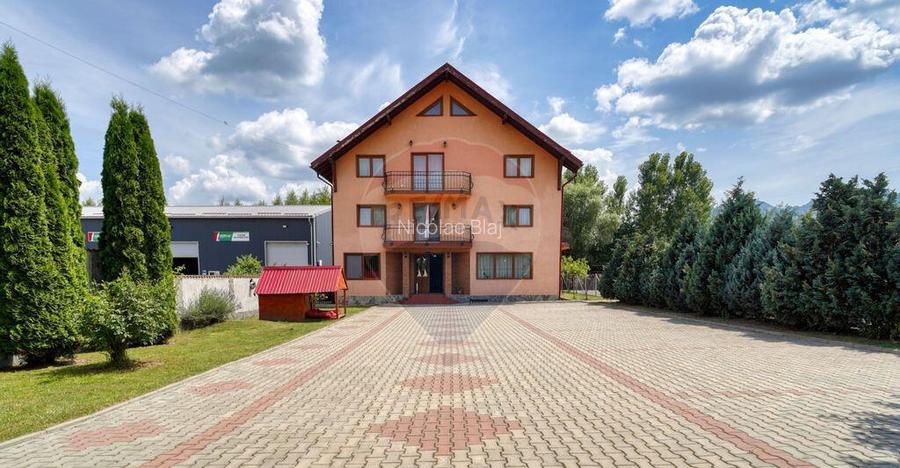Vila cu poten?ial in Zarne?ti 10 camere, curte mare