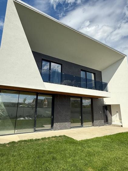 SMART HOME! Vila INDIVIDUALA, 5 Camere, PISCINA - SERENITY II ! - 2