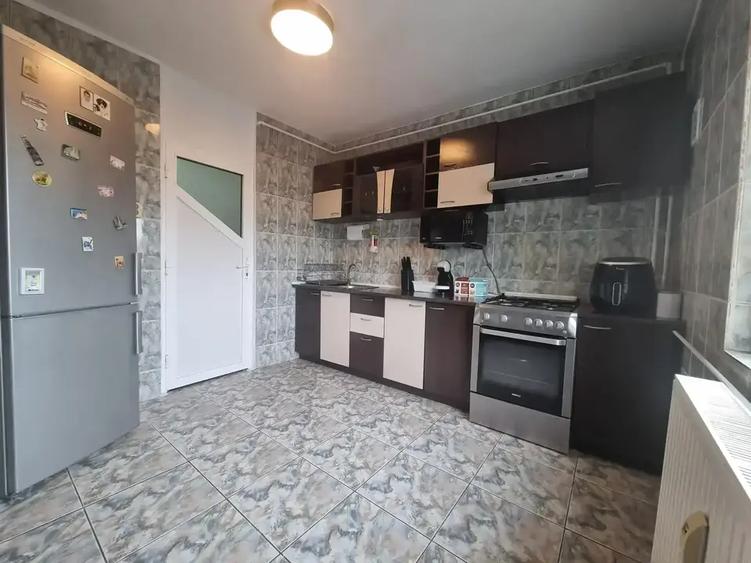 Apartament 3 camere, Decomandat, Bucătărie separată | Nerva Traian - 6