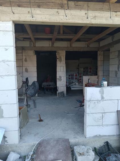Vand proprietate in Cazasu, aproape de Braila, compusa din casa noua si teren de 304 mp, intr-o zona in plina dezvoltare - 4