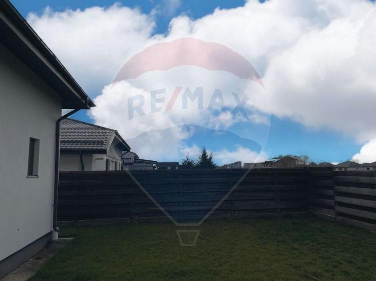 Casă / Vilă parter de vanzare in Balotesti, toate utilitatile - 20