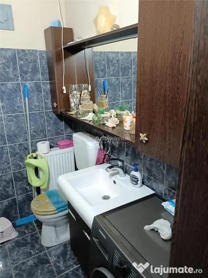 2 cam - zona Parneava - la casa - 6