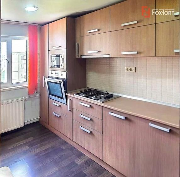 Apartament cu 3 camere decomandat, mobilat în Aradul Nou