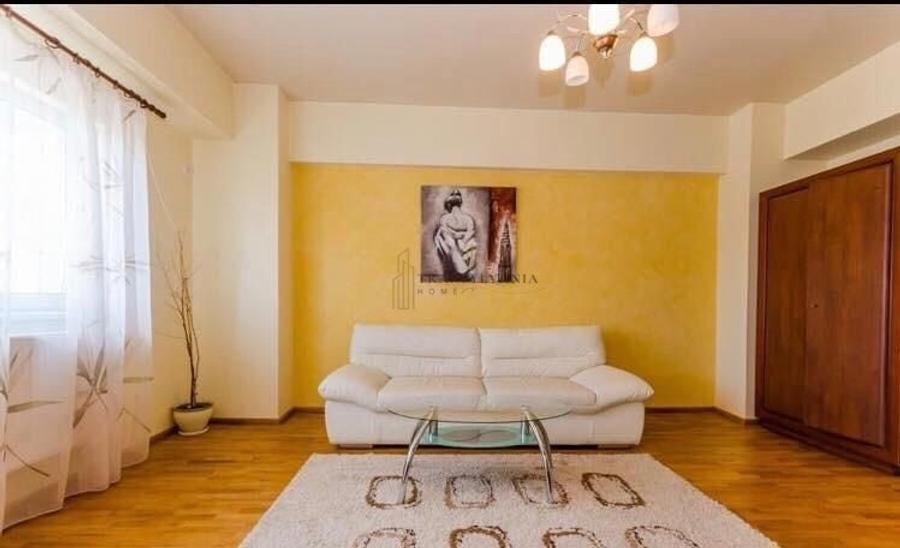 Apartament 2 camere, decomandat - 1