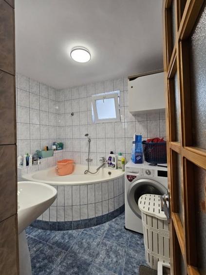 VILĂ DE VANZARE - ZONA EROII REVOLUȚIEI / PARCUL CAROL - 6