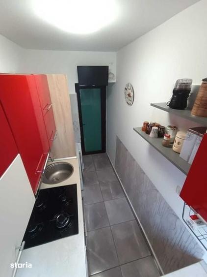 Apartament 3 camere etaj 1 Casa de Cultura Constanta - 2