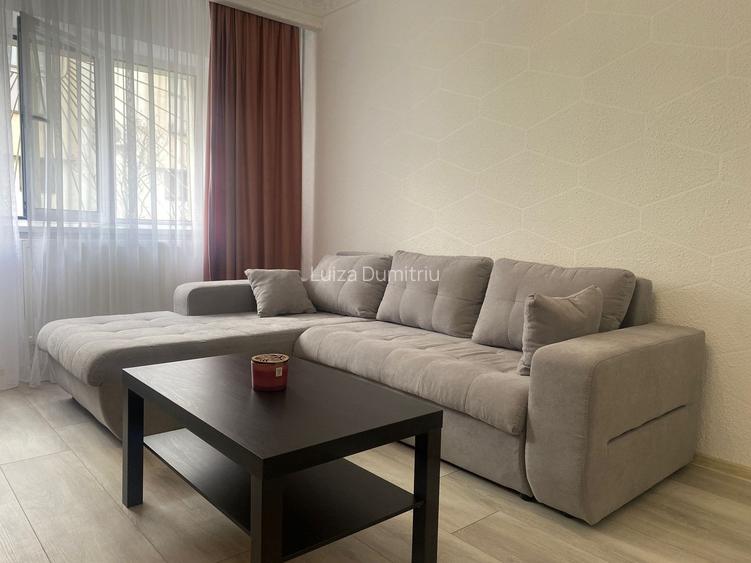 2 camere Baneasa Parcul Herastrau, parter cu balcon, loc de parcare