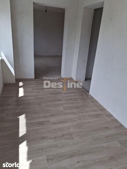 Casa renovata complet, 3068 mp teren, langa Manastirea Surpatele-Valce - 9