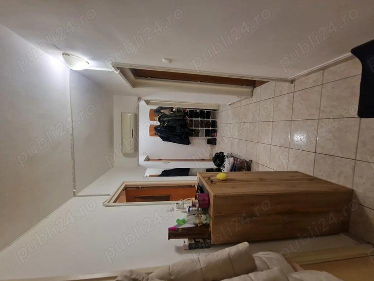 Proprietar Vand Apartament 2 camere DECOMANDAT, Rahova, str. VEDEA - 5