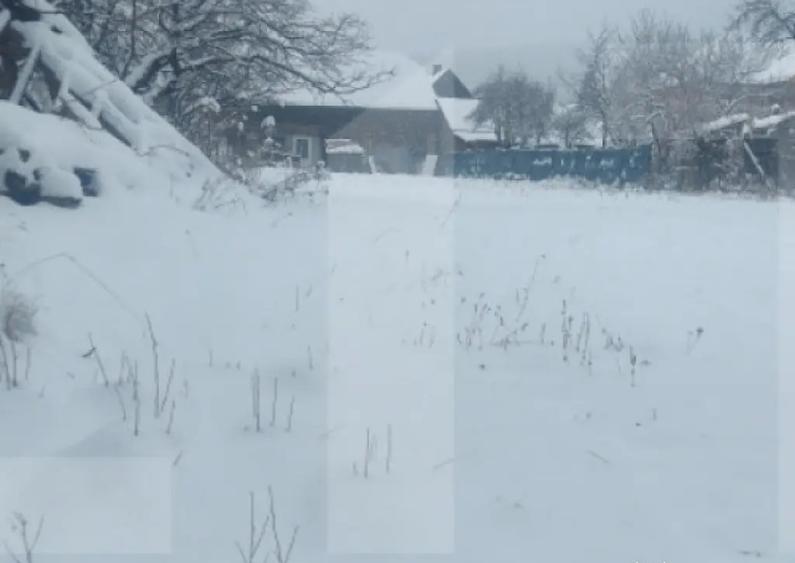 Casa tradi?ionala cu teren generos Covasna Voinesti - 6