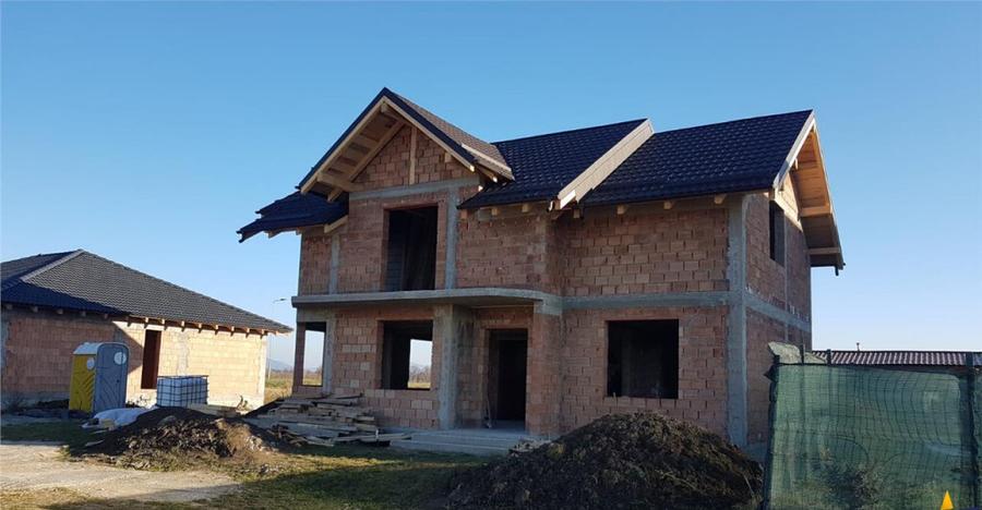 Casa pe 2 nivele ,la 15 minute de Brasov, DJ 112A, finaliz - 11