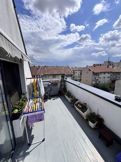Penthouse de vanzare in carpati 2 - 3