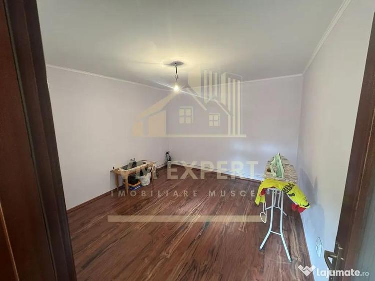 VILA 5 CAMERE, TEREN 600 MP, RUCAR - 11
