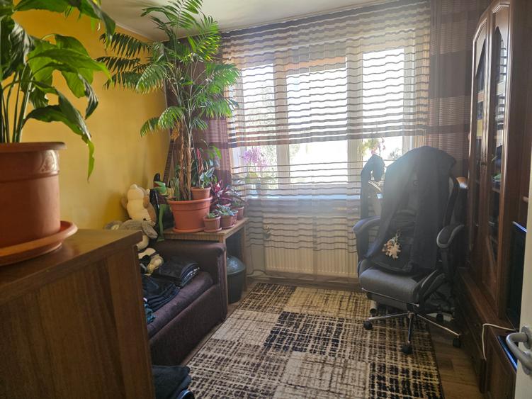 Vand apartament 4 camere - 9