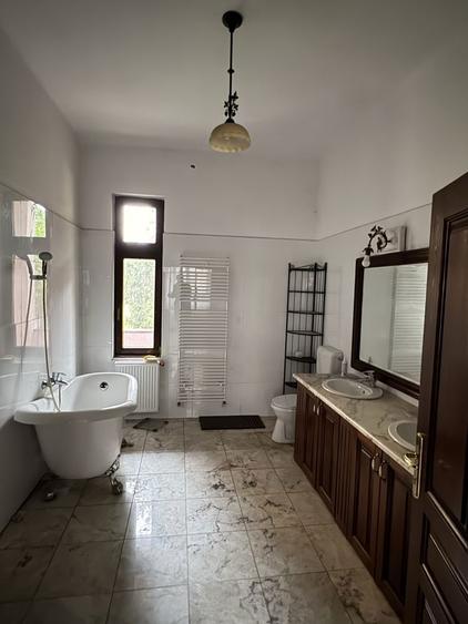 Spatiu de inchiriat zona Balcescu - 8