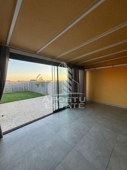 Duplex cu 4 camere cu Canalizare în Sânandrei
