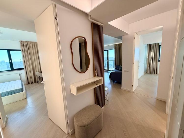 Apartament cu 3 camere decomandat, mobilat în Pipera