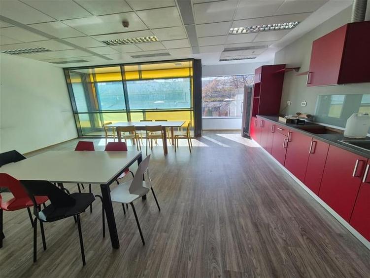 Spatii de birouri de inchiriat in Conect 3 BC - de la 348 mp - 6