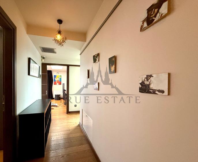 Penthouse unic- British School si UNATC- vedere panoramica spre zona de case - 12