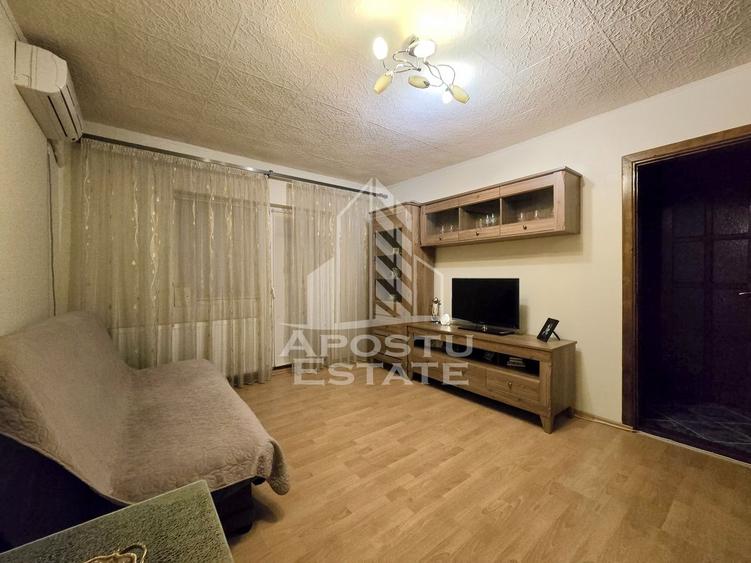 Apartament cu 2 camere, etaj intermediar, zona Bucovina - 1