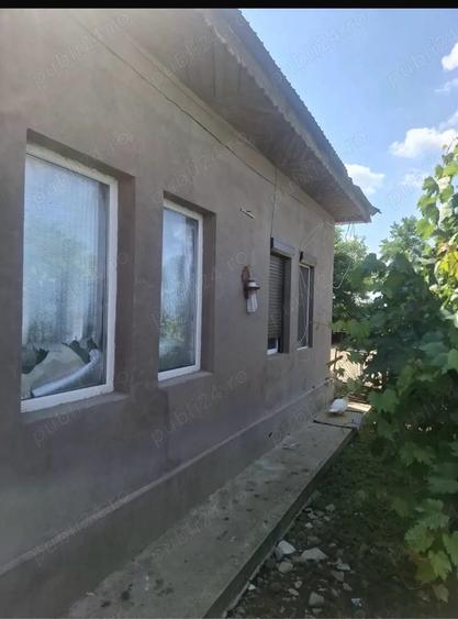 Vand casa comuna Ciocanesti , Judetul Calarasi ,Pret Negociabil 1200mp - 3