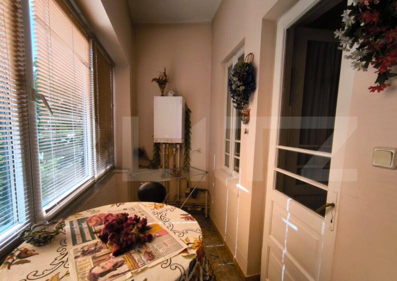 Casa 9 camere, 200 mp utili, zona Bd. Titulescu - 4