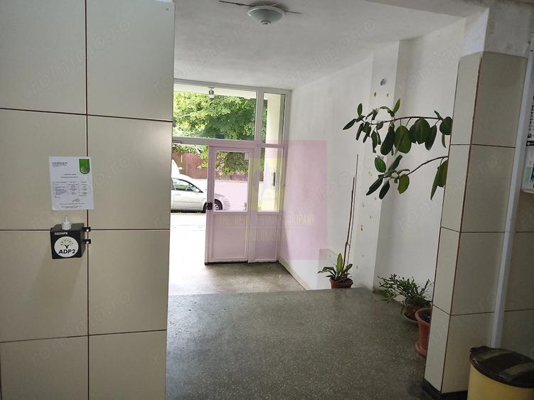 Apartament cu 3 camere decomandat, mobilat în Colentina
