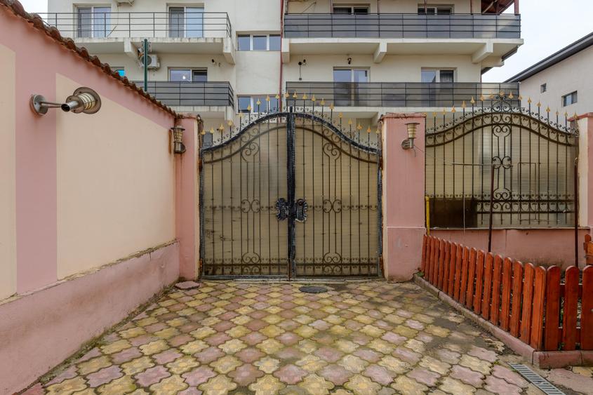 Vilă spațioasă S+P+1+M | 306 mp utili | Sector 3 – Trapezului | 9 camere | 4 Bai - 31