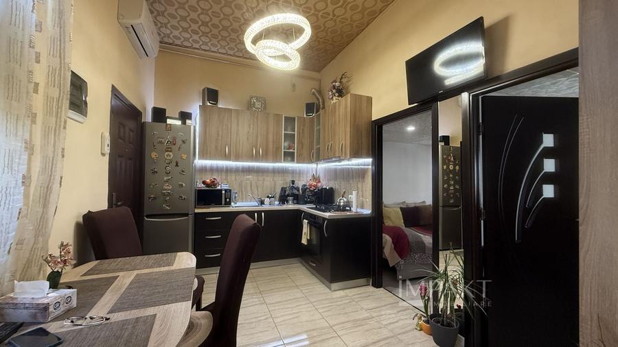 Apartament cu 2 camere decomandat in Centrul orasului str Horea nr 2 - 1