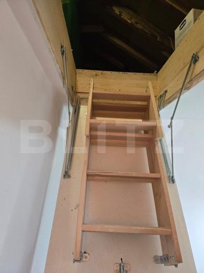apartament cu 3 camere decomandat  pe 2 nivele - 12