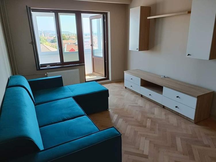 Apartament cu 2 camere decomandat în Nufărul