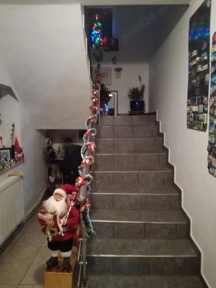 casa si teren de vanzare - 1