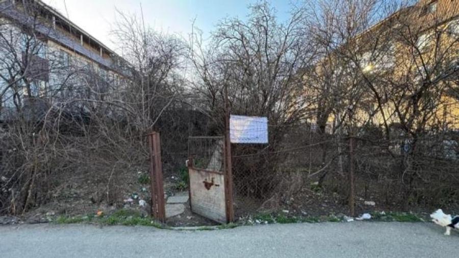 Aparatorii Patriei metrou/teren 234mp D/13ml 135.000euro - 4