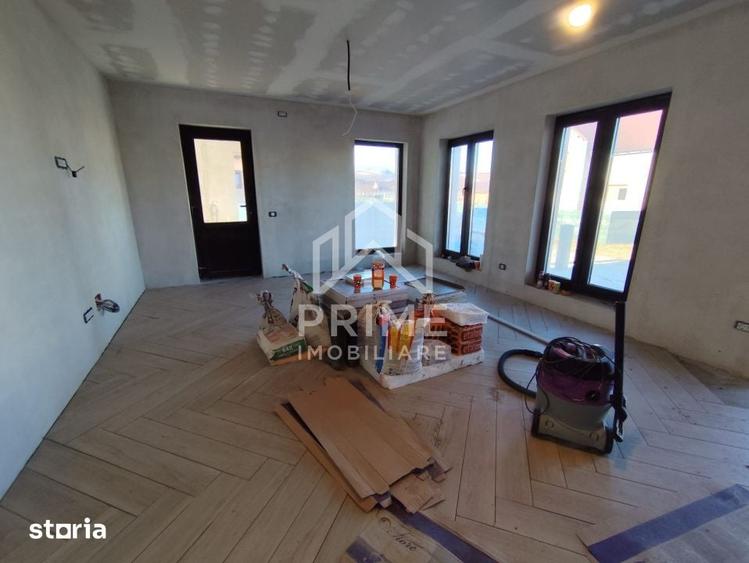 Casă cu 4 camere cu Teren 500 Mp în Ighiu