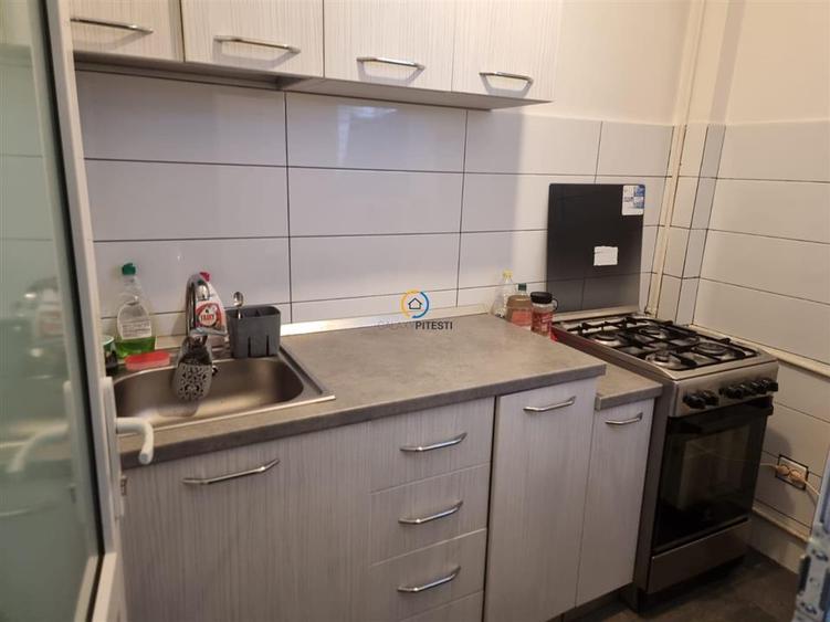 Vânzare garsoniera Craiovei, mobilată și utilata - 4