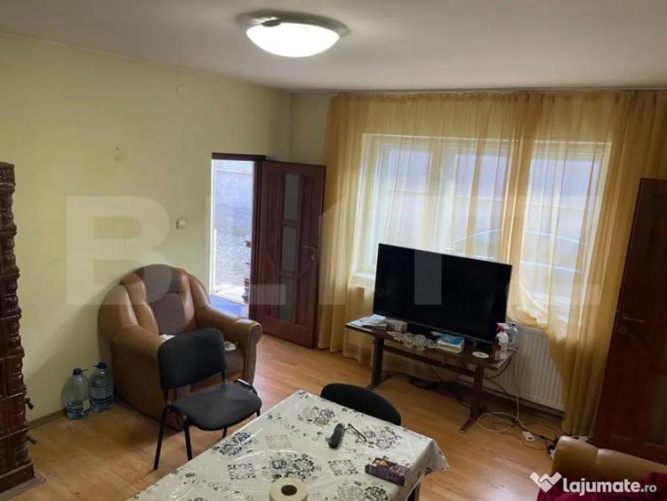 Casa de vanzare in suprafat utila de 100 mp si 1400 mp teren - 1
