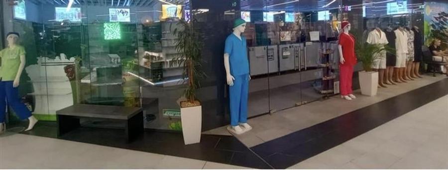 Spatii cu vad comercial si standuri - zona Piata Sudului - 8