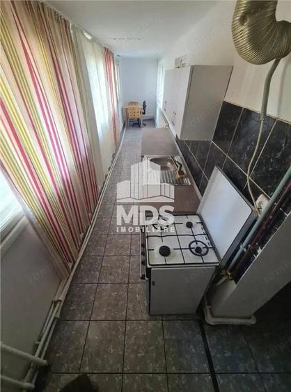 Modificat in 3 camere la parter inalt - 1