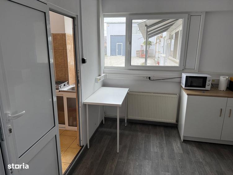 Inchiriem birouri si spatiu de depozitare - 4