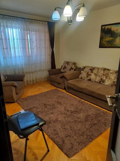 Apartament 3 camere decomandat, 62.15 mp, zona Lapus - 1