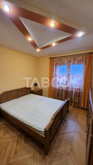Apartament cu 4 camere decomandat, mobilat în Sebeș