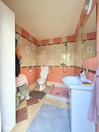 Casă cu 3 camere cu Teren 285 Mp în Cantemir